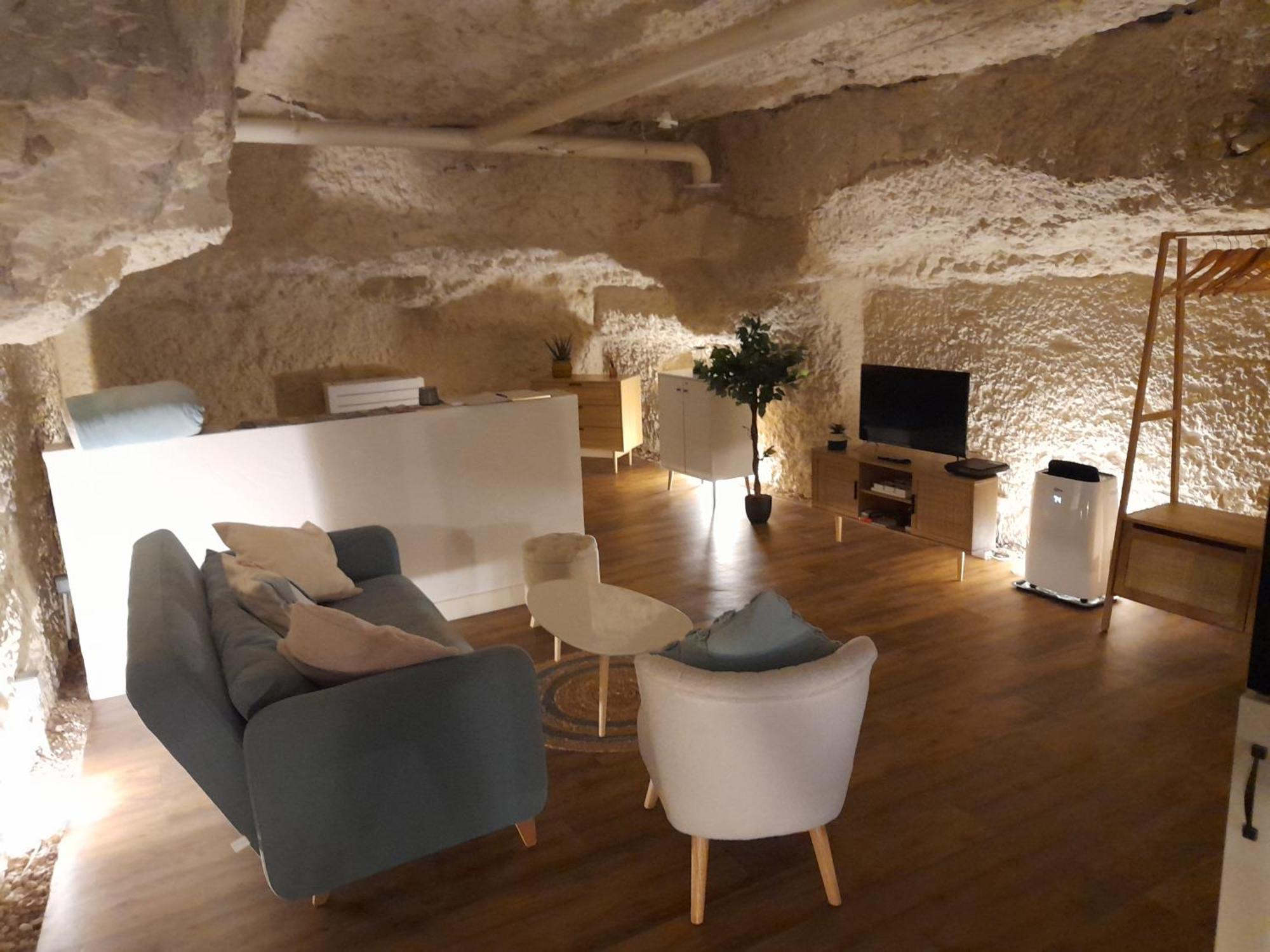 La Grotte Du Bonheur Apartment Cangey Exterior foto