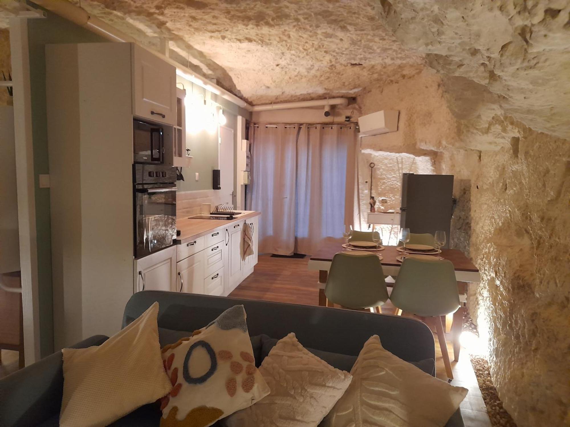 La Grotte Du Bonheur Apartment Cangey Exterior foto